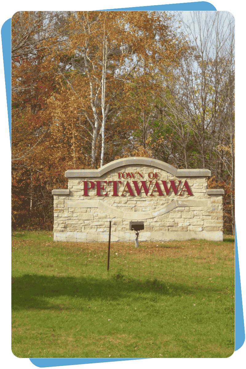 Town of Petawawa Sign on Highway 17